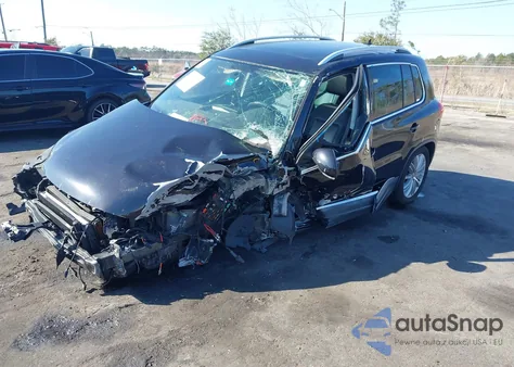 2013 Volkswagen Tiguan S/Se/Sel z USA, uszkodzony, nr VIN WVGAV7AX3DW534991